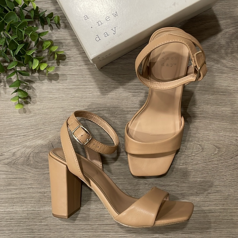A New Day Tan Sal Heels- Size 7